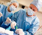 Хирурги «СМ-Клиника» провели инновационную эндоваскулярную операцию с имплантацией стент-графта